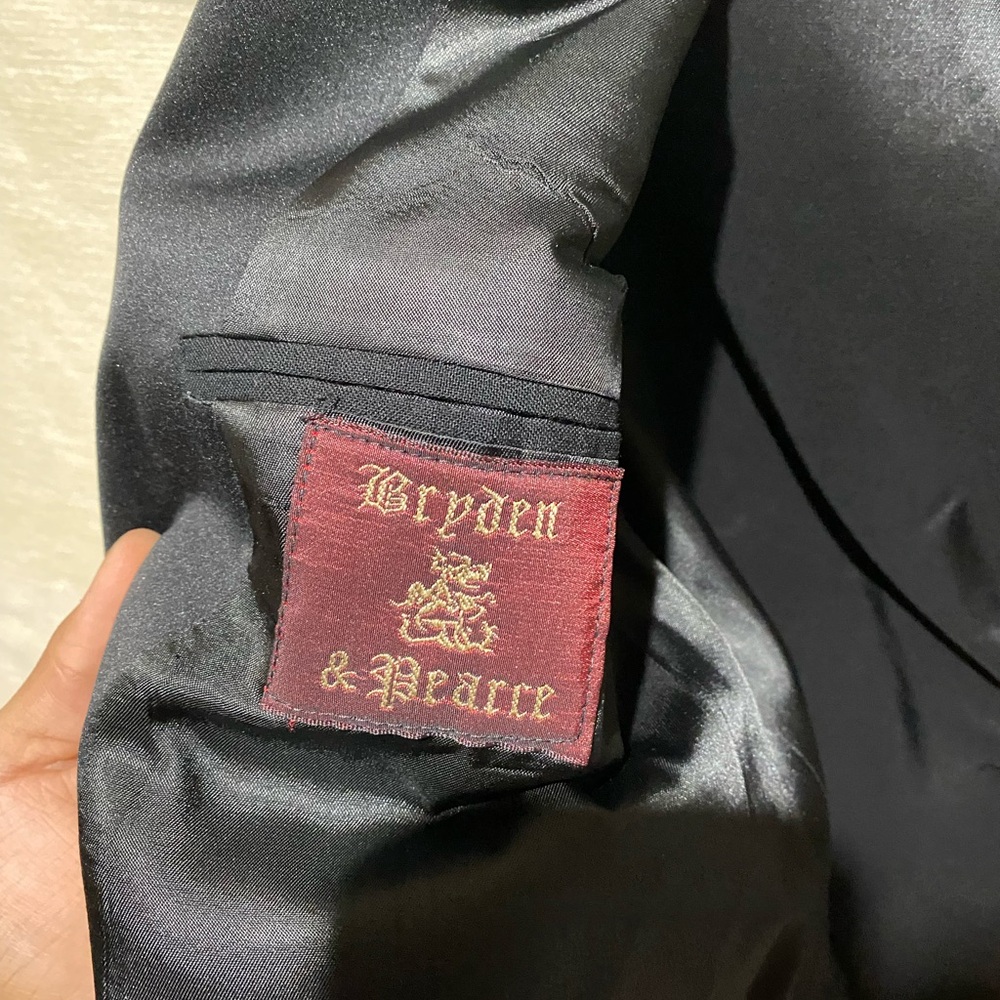 Classic Black Men's Blazer - Picture 4 of 5